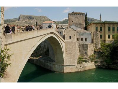 Mostar Köprüsü