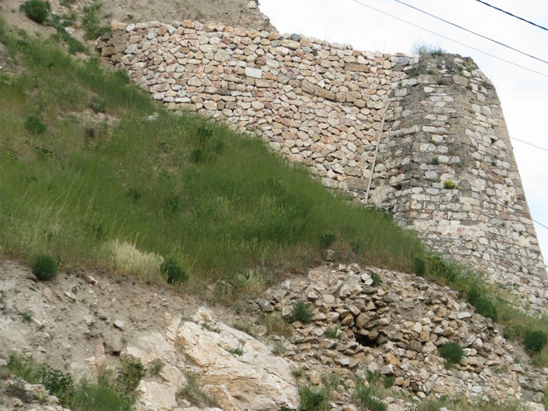 Tokat Kalesi Sur Duvarlarının Tamamlanması ve Onarımı (2014-2015)