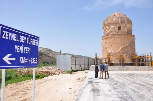 ZEYNEL BEY TÜRBESİ TAŞINMASI İŞİ